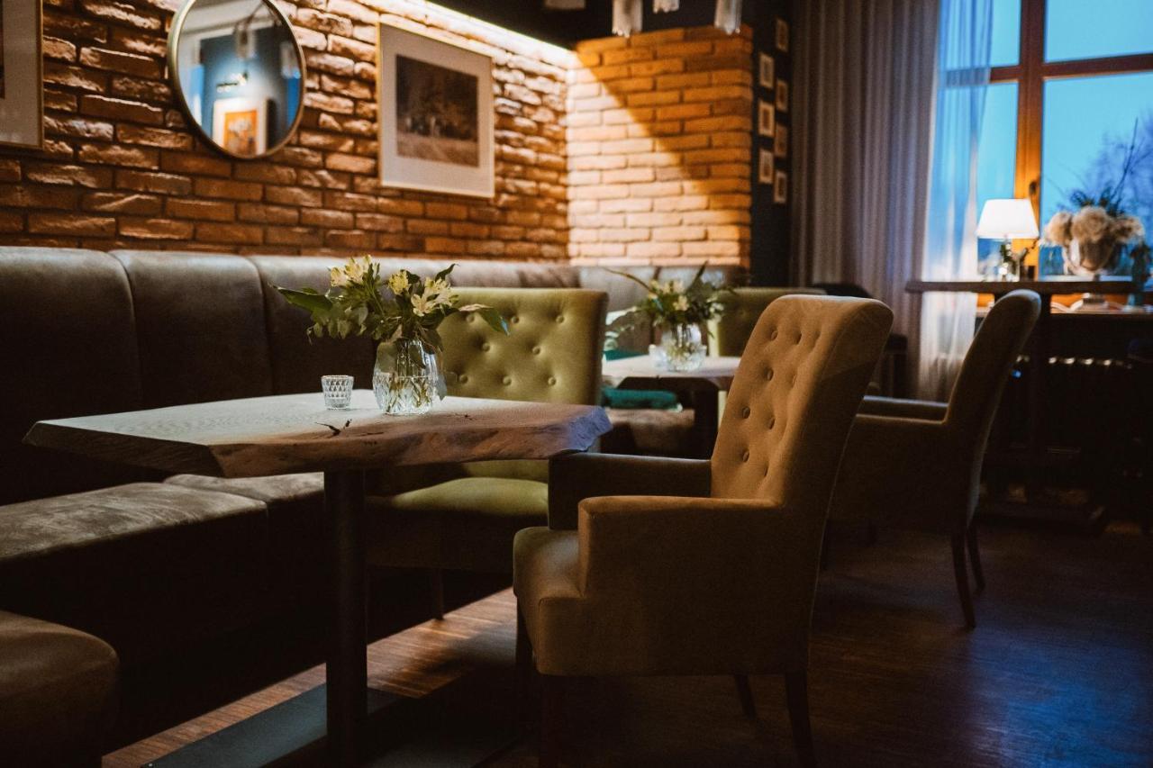 温利多里克酒店 Sulechów 外观 照片